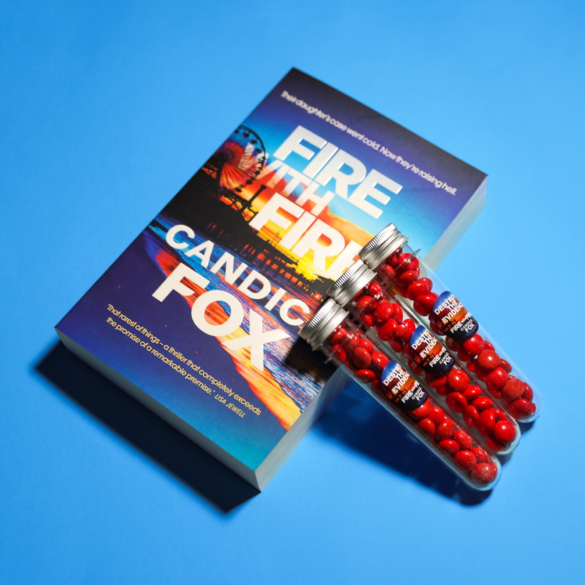 candicefoxbooks's tweet image. COMPETITION TIIIIIIME!
I’ve got 15 copies of FIRE WITH FIRE to give away. Let’s have some fun with this:

What’s your best story about being FIRED? 

Doesn’t have to be your own experience. Just has to be great. 

Winners announced tomorrow #competition  #candicefox #firewithfire