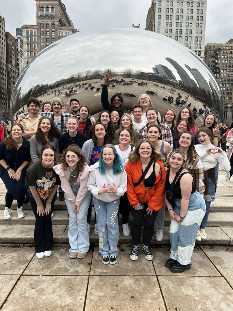 FZNChoirs's tweet photo. Chamber Choir at Millennium Park! We also ran into Mr. Martin and Mrs. England from FZS Choir! https://t.co/dgEyKUcSny