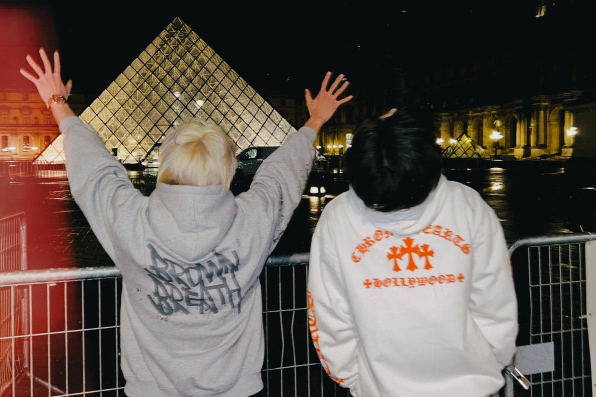 jjarchiv's tweet photo. ㅡ 🇫🇷🌃 https://t.co/QgBPYWyH28