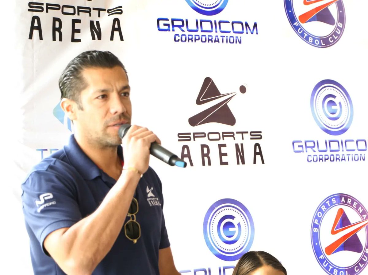 LVillagran23's tweet photo. Presentación de la academia #SportsArenaFC en las instalaciones de @SportsArenaGdl categorías 3ra, 4ta y 5ta premiere de la @FMF 
Gracias por su apoyo @ZMGsports @informador @jairpereira16 @chatonoficial @uli_davila @4Hectorreynoso @RamonMorales11 @PAULEDELGADILLO https://t.co/jaqpqHg83C