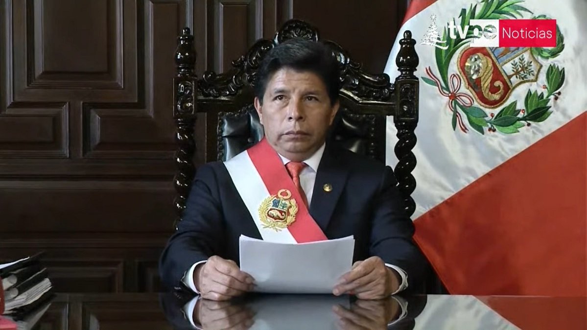 🚨#LOÚLTIMO | Sala Penal Permanente de la Corte Suprema, que preside César San Martín , RATIFICÓ 36 MESES DE PRISIÓN PREVENTIVA dictada contra expresidente Pedro Castillo, investigado por el presunto delito de organización criminal y otros.