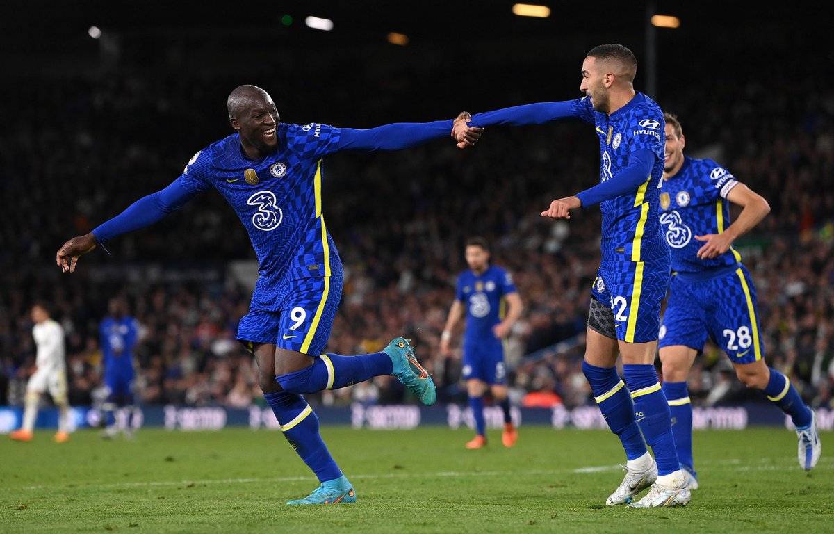 SocialBluesFR's tweet photo. Graham Potter sur Romelu Lukaku : “C'est quelqu'un que j'admire beaucoup, que j'aime beaucoup, mais encore une fois, c'est un sujet que nous devons aborder pendant l'été.” (@NizaarKinsella) #Lukback ? #CFC https://t.co/8DFFi8yYH7