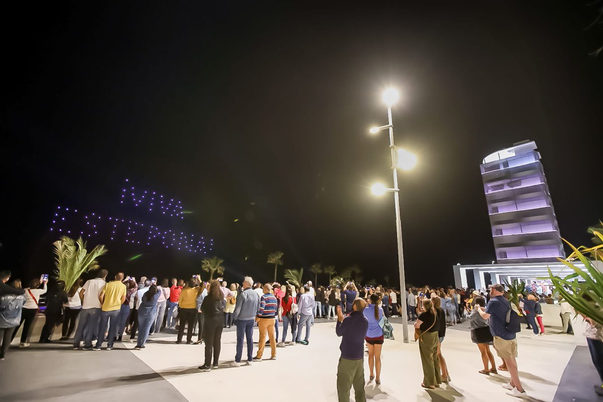 Un día emocionante e inolvidable. Gracias a todos por vuestras muestras de apoyo y cariño. 

Este proyecto pone el broche de oro al cambio histórico que ha tenido #Estepona y supone otro relevante impulso al tejido económico y social.

#calidaddevida #sostenibilidad #cultura
