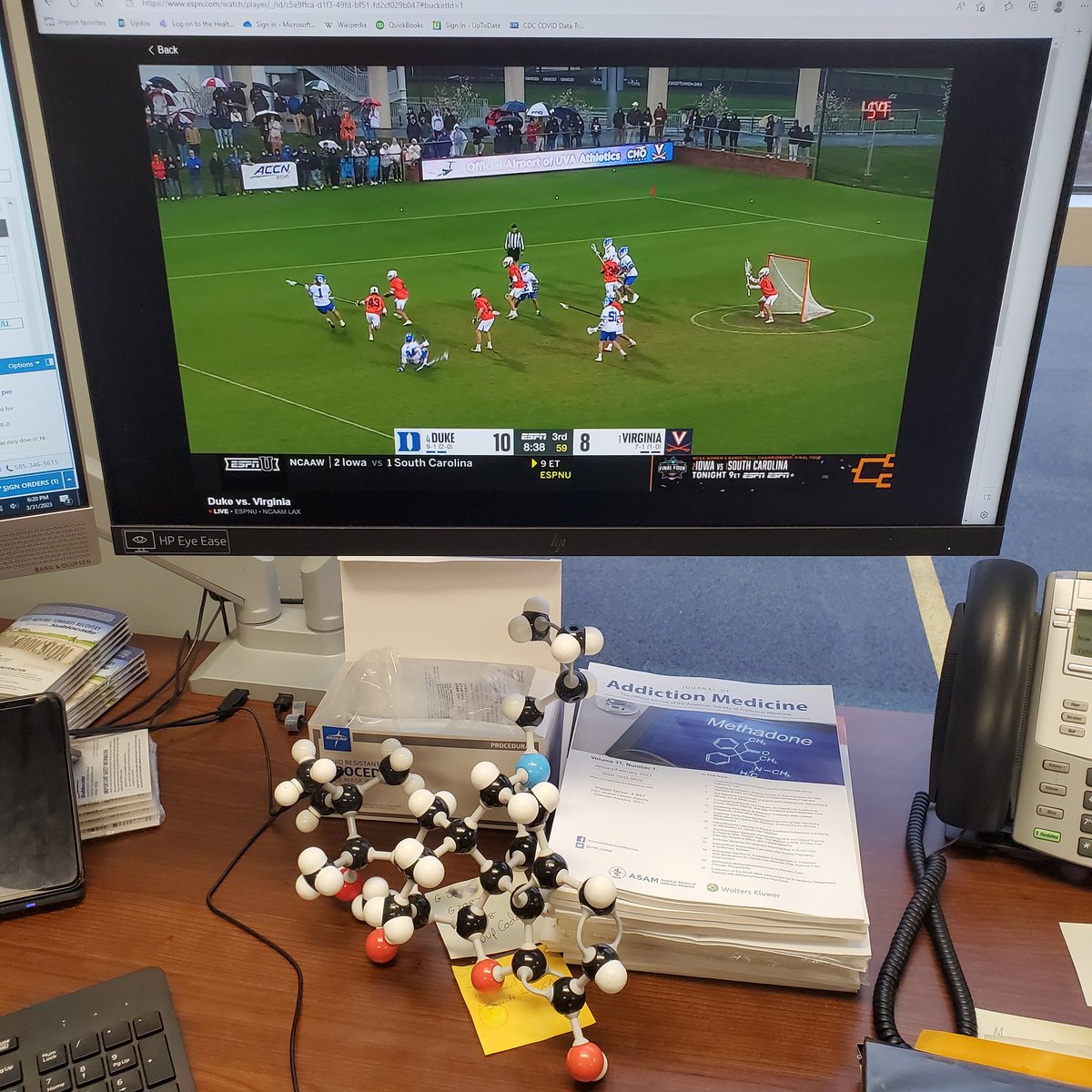 Finishing up notes at work on a Friday, the intersection of #AddictionMedicine and #Lacrosse
🥍😎🥍