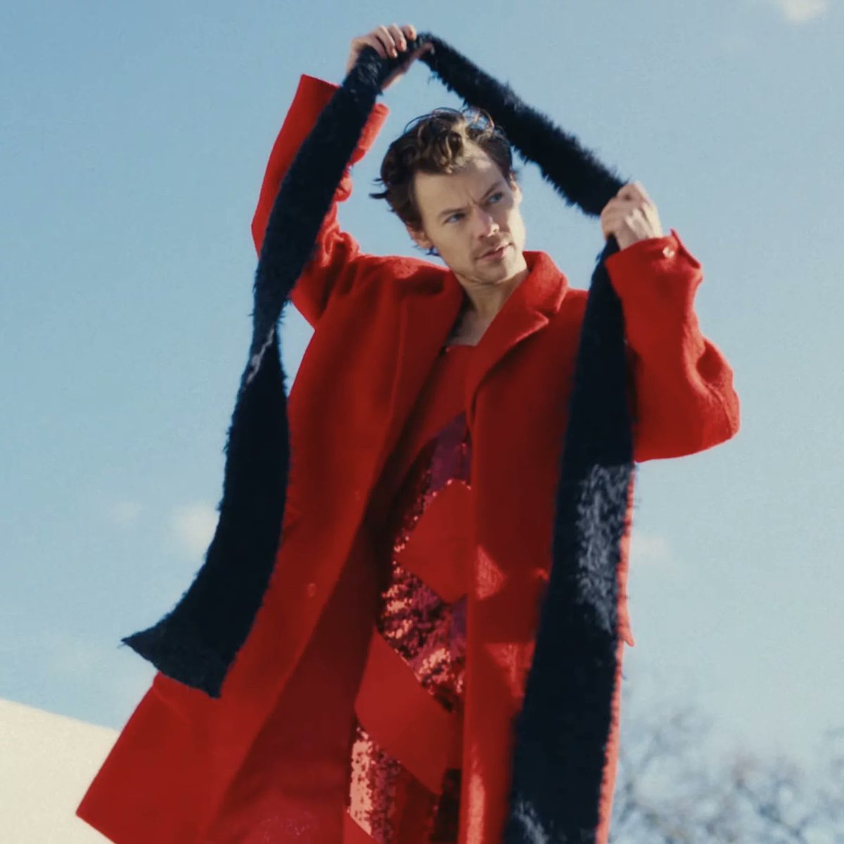 harryupdates__'s tweet photo. 1年前の今日、Harryが彼のキャリアの中で最もヒットした"As It Was"をリリースしました。

SongとRecord Of The Yearを含む4つのグラミー賞にノミネートされ、さらに
アメリカのビルボードHot 100 の歴史の中で 最長記録の15 週間連続で 1 位を記録した曲となっています✨❤️💙 https://t.co/OwPsw8pCUT