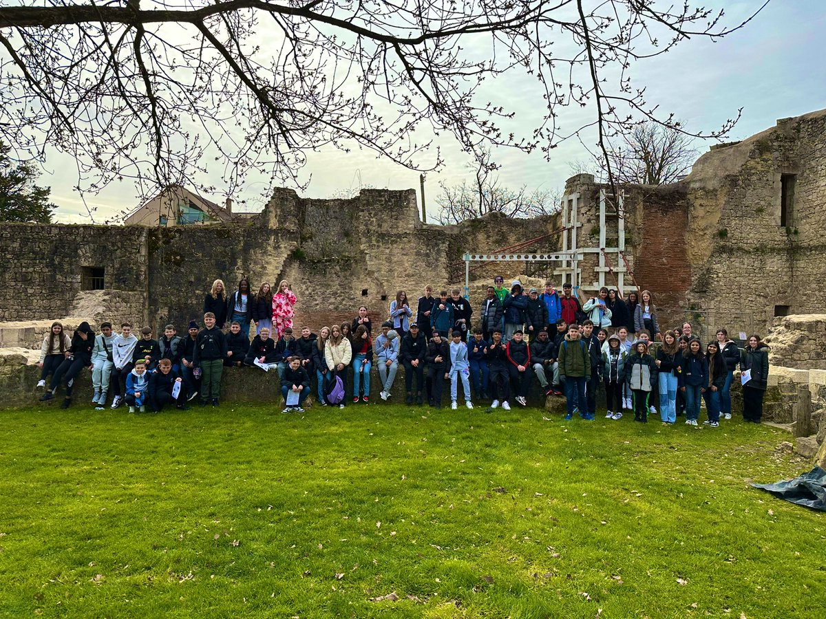 A huge thank you to our amazing Year 8 students and staff for what has been an incredible week! I hope everyone had an amazing time in #Paris2023 ❤️