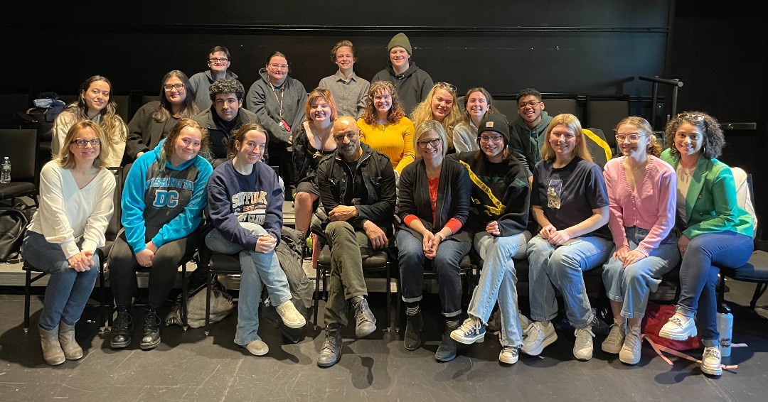 commshakes's tweet photo. We were thrilled to have our Macbeth, Faran Tahir, visit with some of the students today for a Q&A at Suffolk University's Theatre Department, the official program partner for our Apprentice program. #CommShakes #AppPro https://t.co/2n2A8udm9p