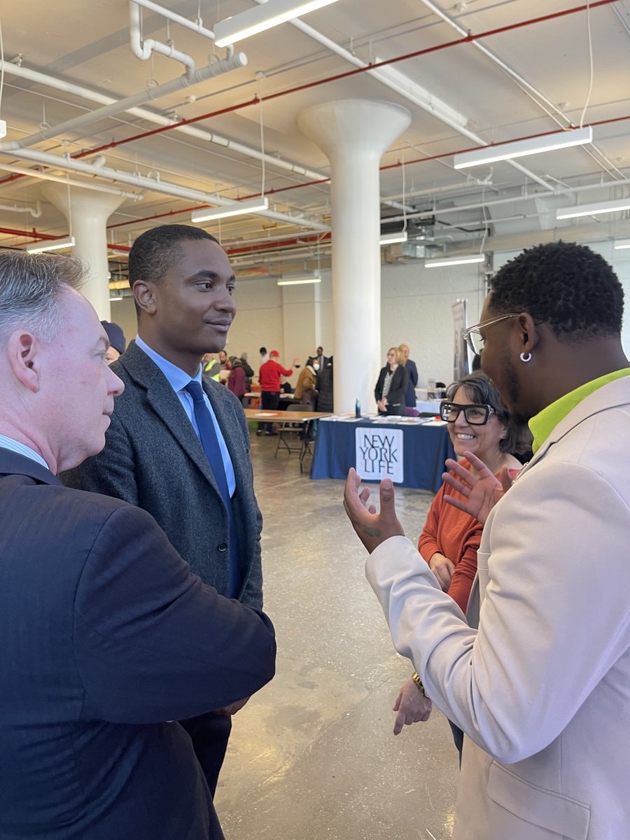 BrooklynChamber's tweet photo. Yesterday we hosted the Brooklyn Bridge to Employment career fair:
50+ employers &amp; hundreds of job seekers, the room was buzzing from the moment doors opened! 
Next career fair coming soon. In the meantime, browse our #jobboard for local opportunities: 
https://t.co/MuV6DTKP7M https://t.co/8yaCxm5bdx