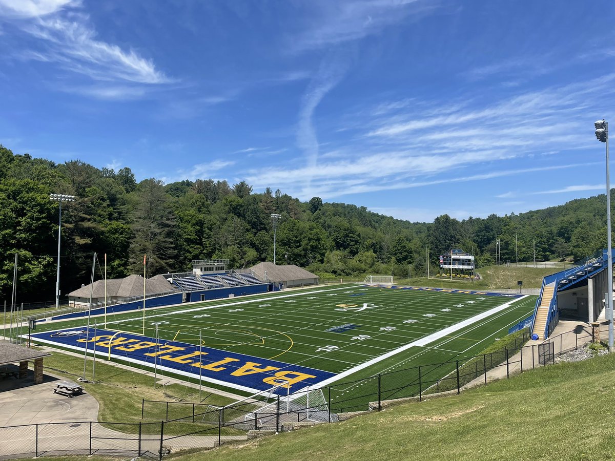 willanglin13's tweet photo. First scrimmage in the AM!! CAN’T WAIT !! Ready to let them boys loose! #DoomsdayD #GoBunco @ABFootball https://t.co/obp5hRVq4w