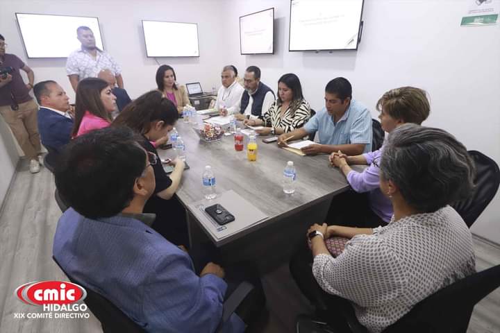 CMICHGO1's tweet image. En representación del Presidente de CMIC Delegación Hidalgo Juan Carlos Nava asiste la Coordinadora de Municipios del XIX Comité Directivo, Lic. Adis Montufar Morales a la Sesión Extraordinaria del @IMIPpachuca #IMIP, que tiene como propósito la Autorización del Presupuesto de