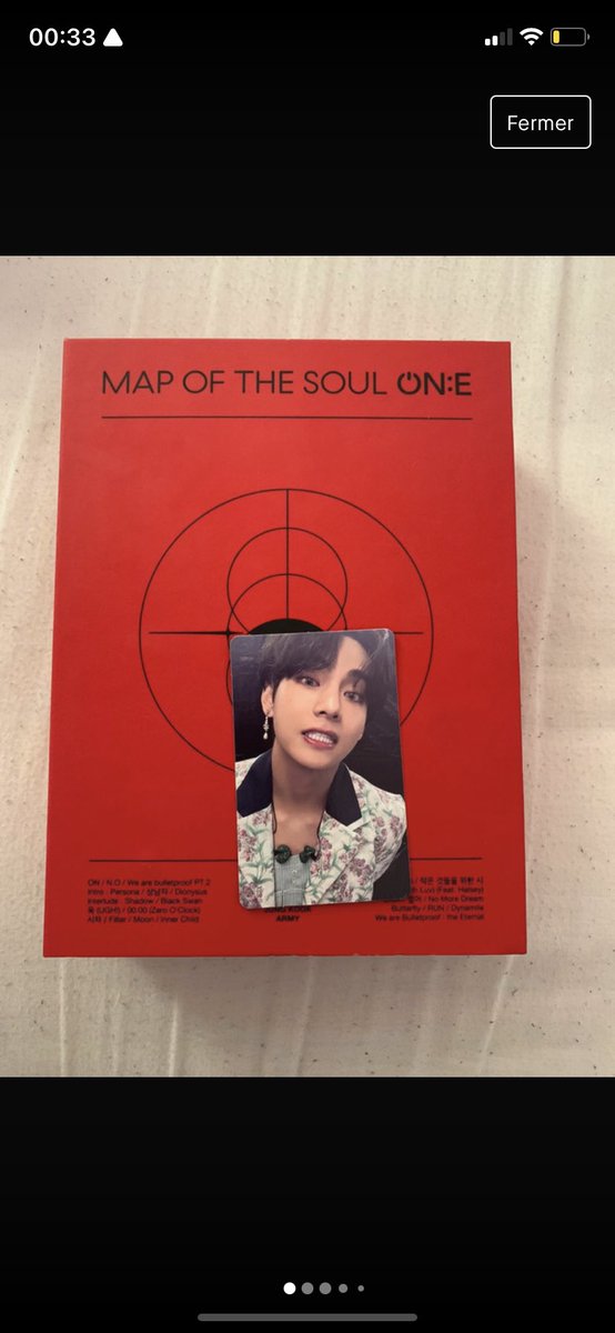 mrwbgt's tweet photo. WTS BTS. 
je vends le coffret map of the soul on:e (le concert) à 50€, PC TAEHYUNG. le concert est disponible seulement sur ordinateur, complet très bon état. 
vous pouvez passer par mon vinted plus de photos sont disponibles : njjmwr 
RT APPRÉCIÉ SVP https://t.co/q8iVDAl8g8