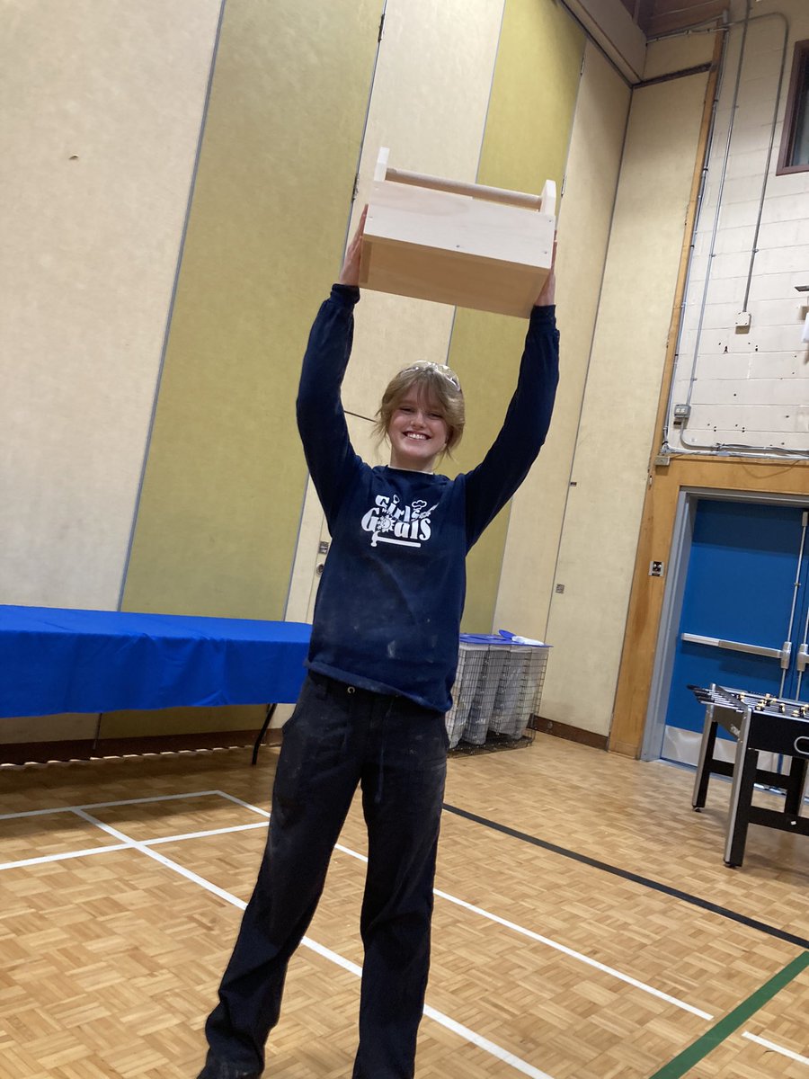 Great day @NSCCLunenburgCampus with our grade 9’s exploring skilled trades. #GirlsWithGoals was a fabulous program and such a great opportunity for our girls. Thanks to <a href="/MsSawler/">Meg Sawler</a> @SSRCE_NS for making this event happen.