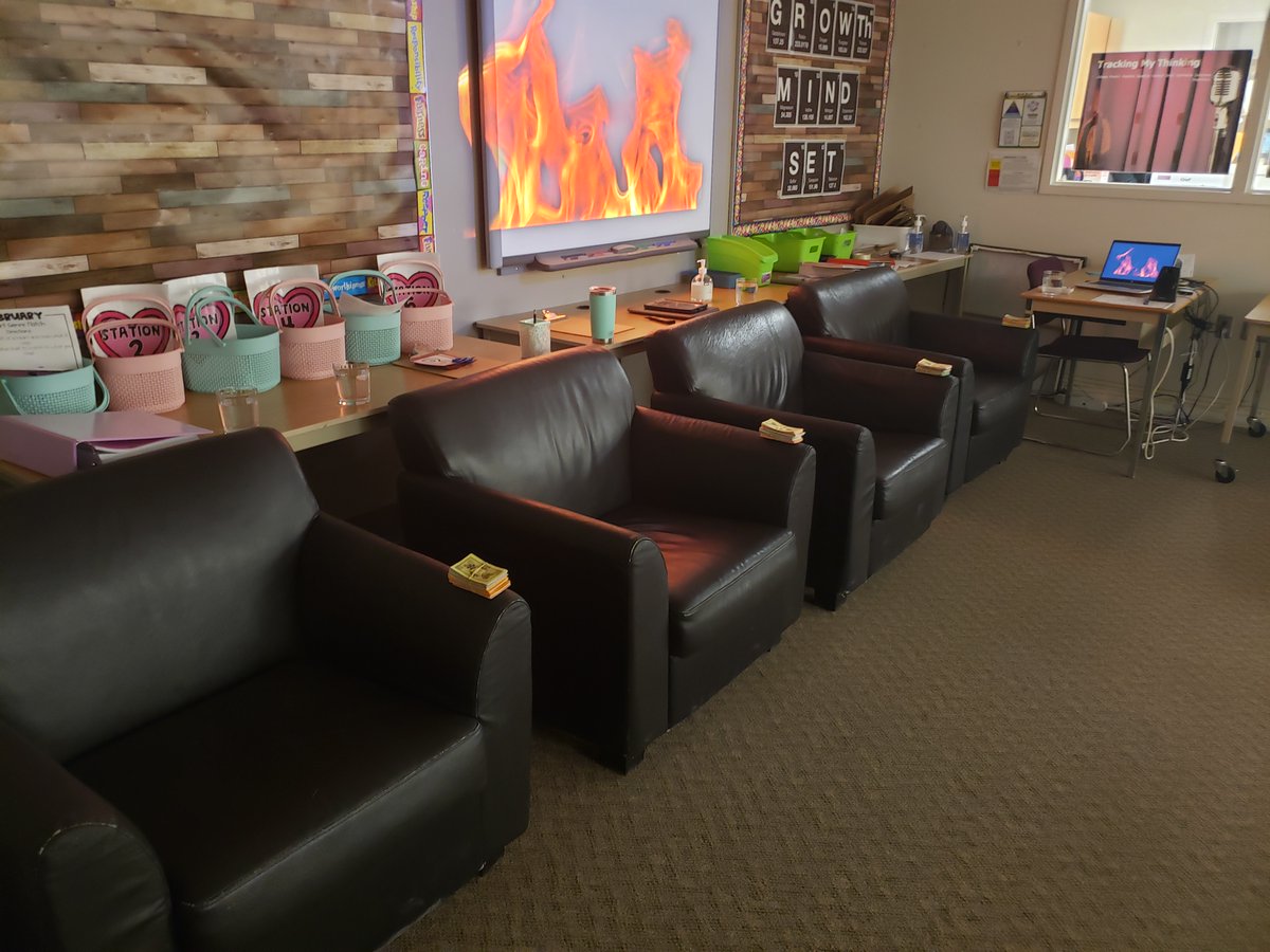 Today the Business Club at <a href="/mountsfieldps/">Mountsfield Public School</a> held it's first official "Dragon's Den" session. So many fantastic pitches from our group of young entrepreneurs!