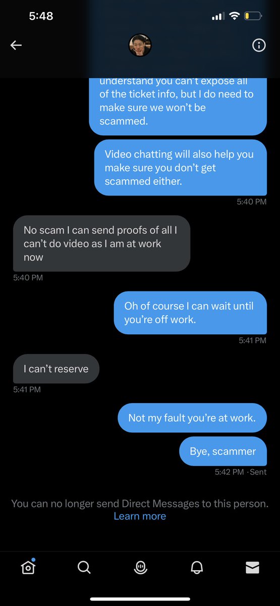Seerenadee's tweet photo. Don’t be scammed bbs! Be smart and take no bs! Real fans want other fans to have a good time, not a hard time! 🥲#CRAVITY #cravitychicago #CRAVITYinUSA https://t.co/XoF21s7bA4