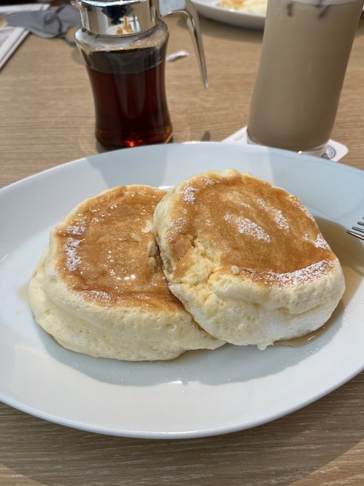 むさしの森珈琲で朝食☕️ふわっとろパンケーキ🥞が美味すぎる〜😋 