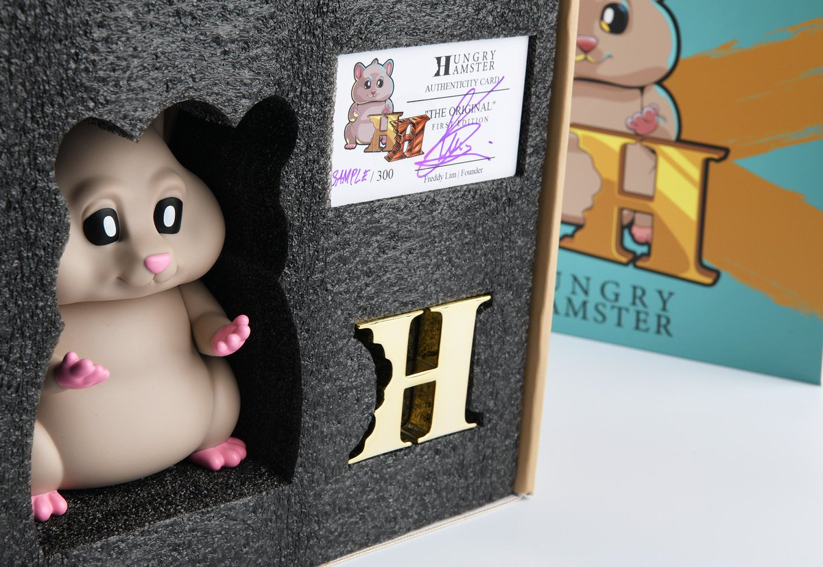 HungryHamsterC's tweet image. Presenting our first collection of physical art collectibles. We will announce our release dates soon!
To be available in US, Canada, Japan, Malaysia and Singapore.
#arttoy #NFTCommunity #hungryhamster