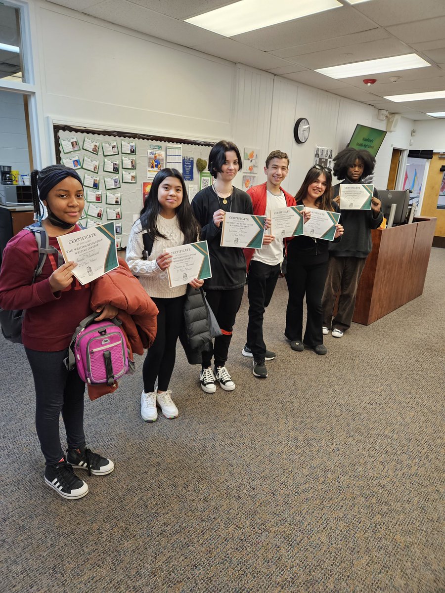 Lori D'Andrea tweet media