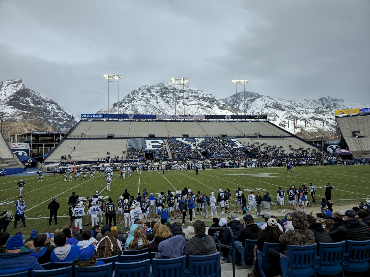 BYU_CJ's tweet photo. Not a bad day at all... #BYUFOOTBALL #Springame #Big12 https://t.co/BVhJ93XkLm