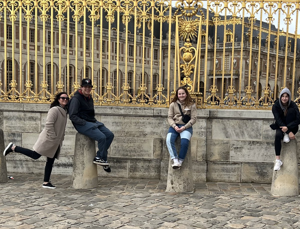 DayslandS's tweet photo. Well that is a wrap! We toured Paris today, including the Palace of Versailles, a tour of Paris and concluding with the Eiffel Tower at night. It was a fabulous trip with wonderful students. Tomorrow we make the journey home! https://t.co/evRijqKuZK