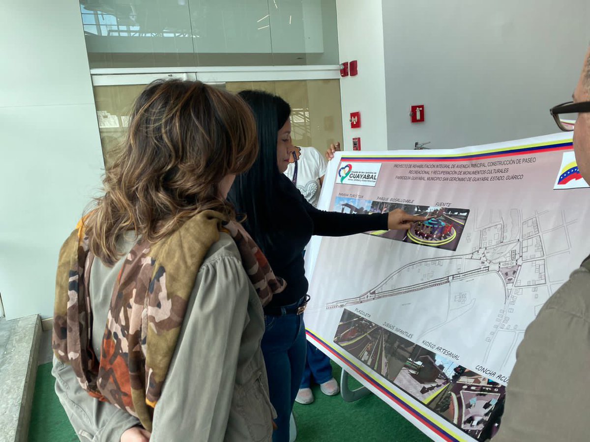 Recibiendo a la Alcaldesa de San Gerónimo del Guayabal @NairobyGS, mujer de la patria, en los espacios de la @MvzLabella.

¡Trabajando por y para la Patria!

Juntas, mano a mano, trazando proyectos para nuestro pueblo.

¡Venceremos!

#MáximaConcienciaPopular