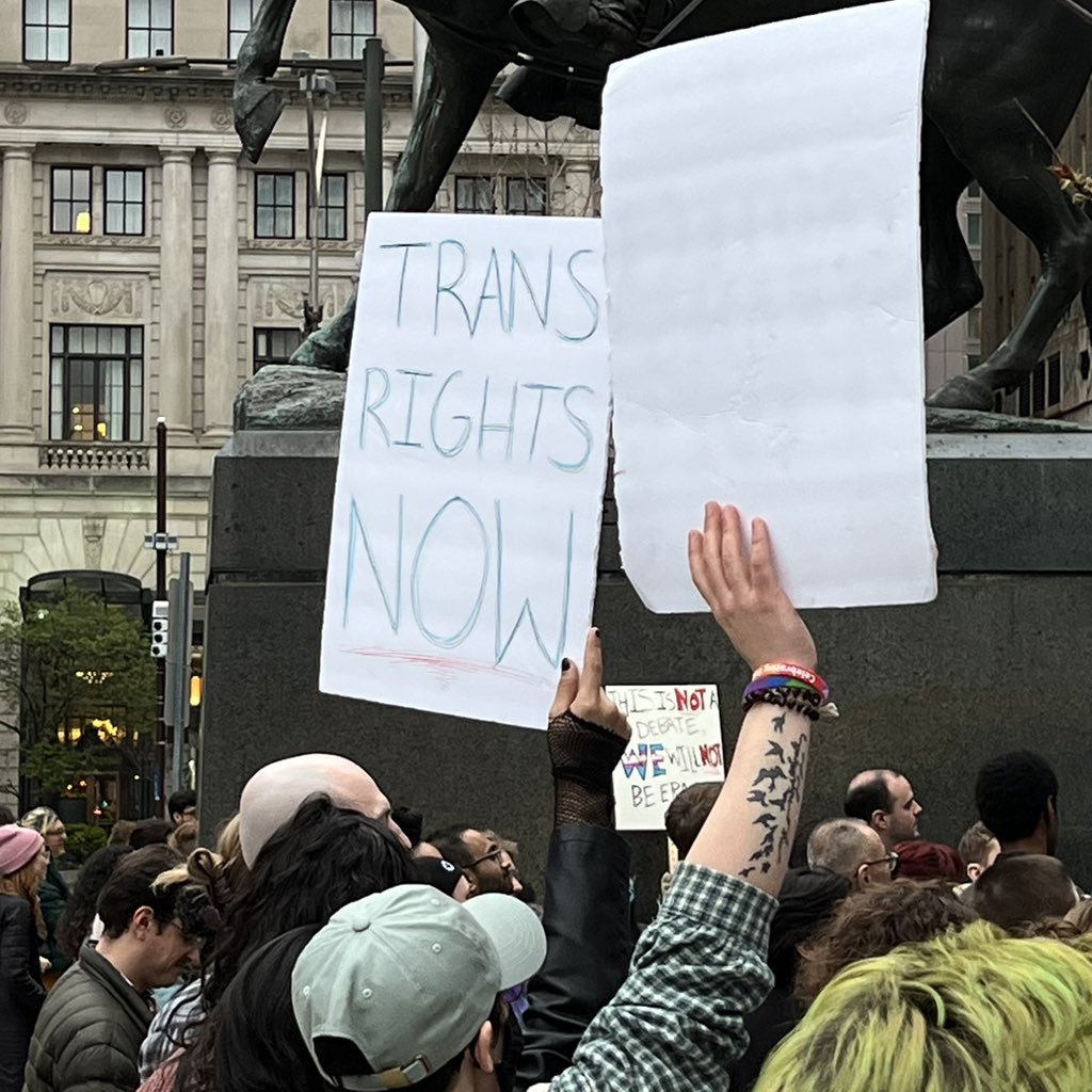 StreetsDept's tweet photo. #PhillyTransMarch https://t.co/fgt0U9cMg3