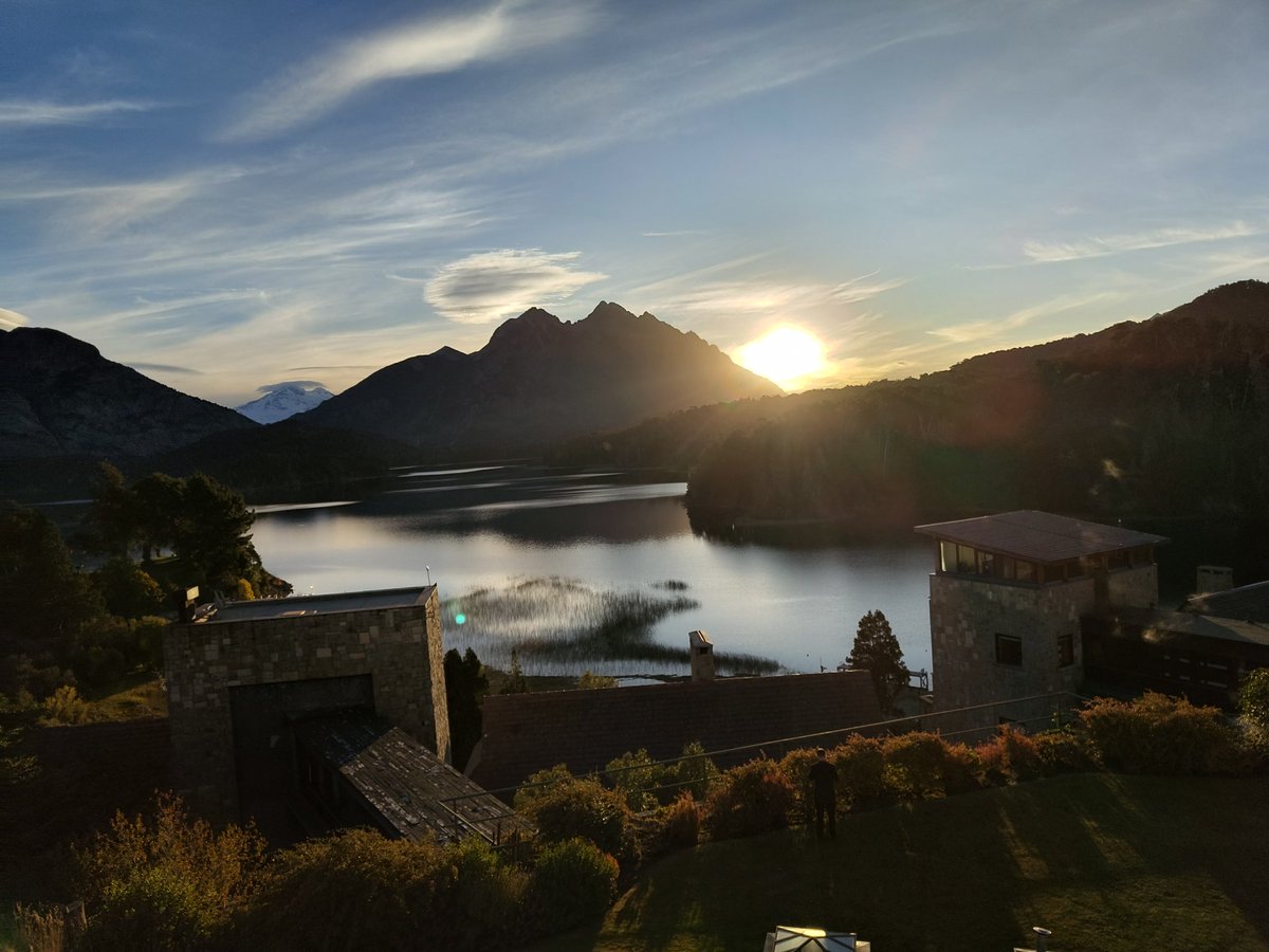 Ultrafast Optics 2023 (@ufo_xiii) on Twitter photo <a href="/UFO_XIII/">Ultrafast Optics 2023</a> is over, it's been a wonderful week full of excellent talks, networking, socializing and enjoying the scenery. See you again in two years! #ultrafast #bariloche 🌺🇦🇷 <a href="/UFO_XIII/">Ultrafast Optics 2023</a> is over, it's been a wonderful week full of excellent talks, networking, socializing and enjoying the scenery. See you again in two years! #ultrafast #bariloche 🌺🇦🇷