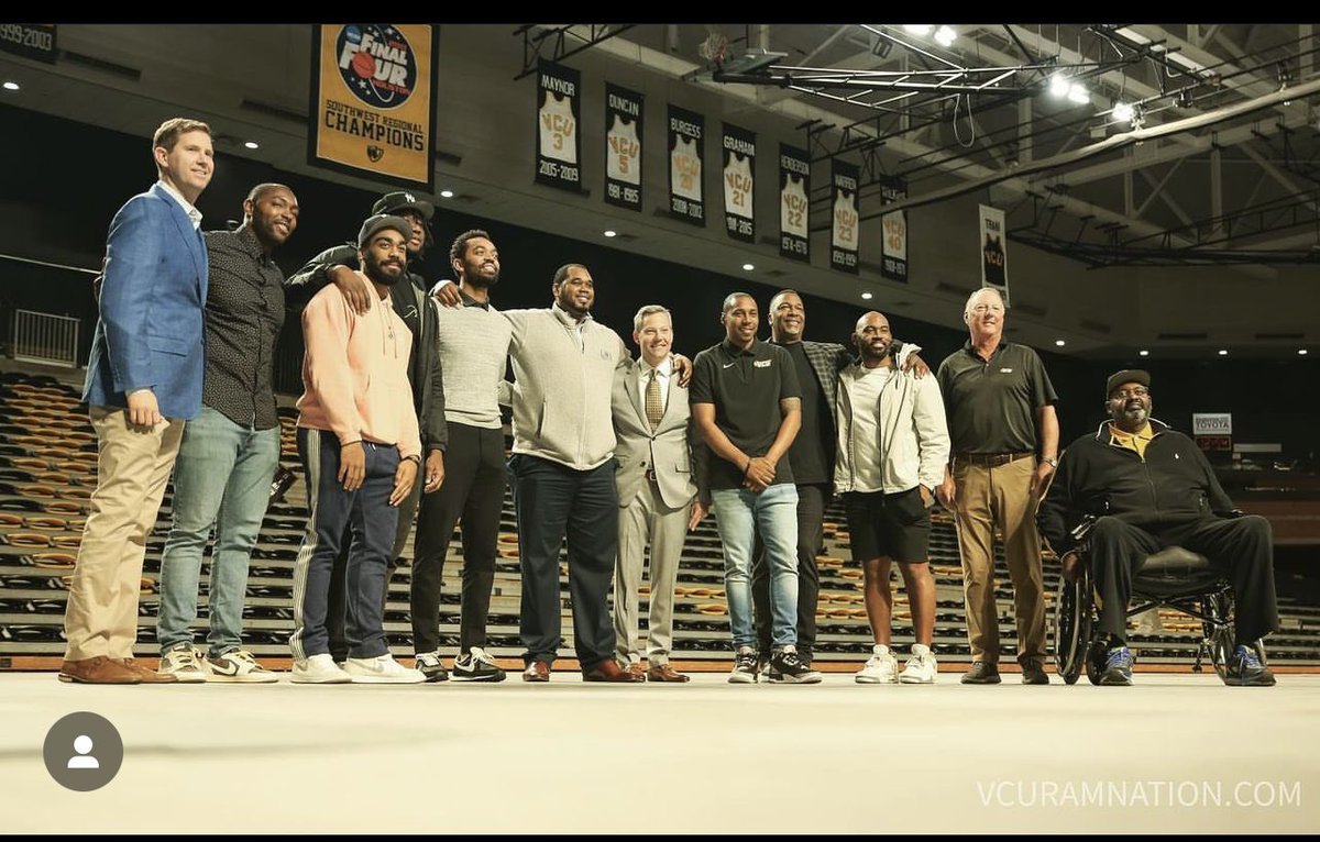 drcape22's tweet photo. Great meeting Coach Odom and the staff today! Always a pleasure to be around my guys as well! We are in good hands 🐏 🖤💛 https://t.co/Pt4Zx8naoK