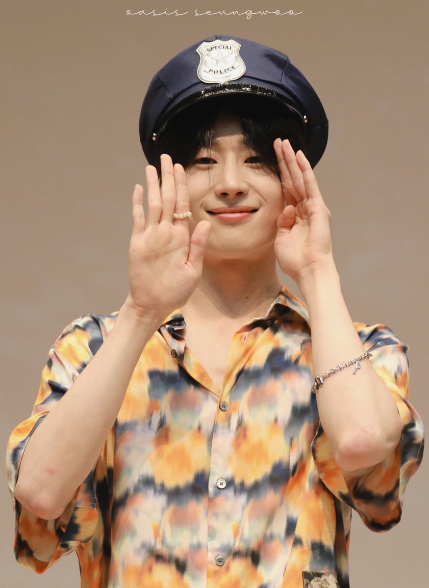 🤍                       🚓                       🤍       

#SEUNGWOO      #한승우       #VICTON