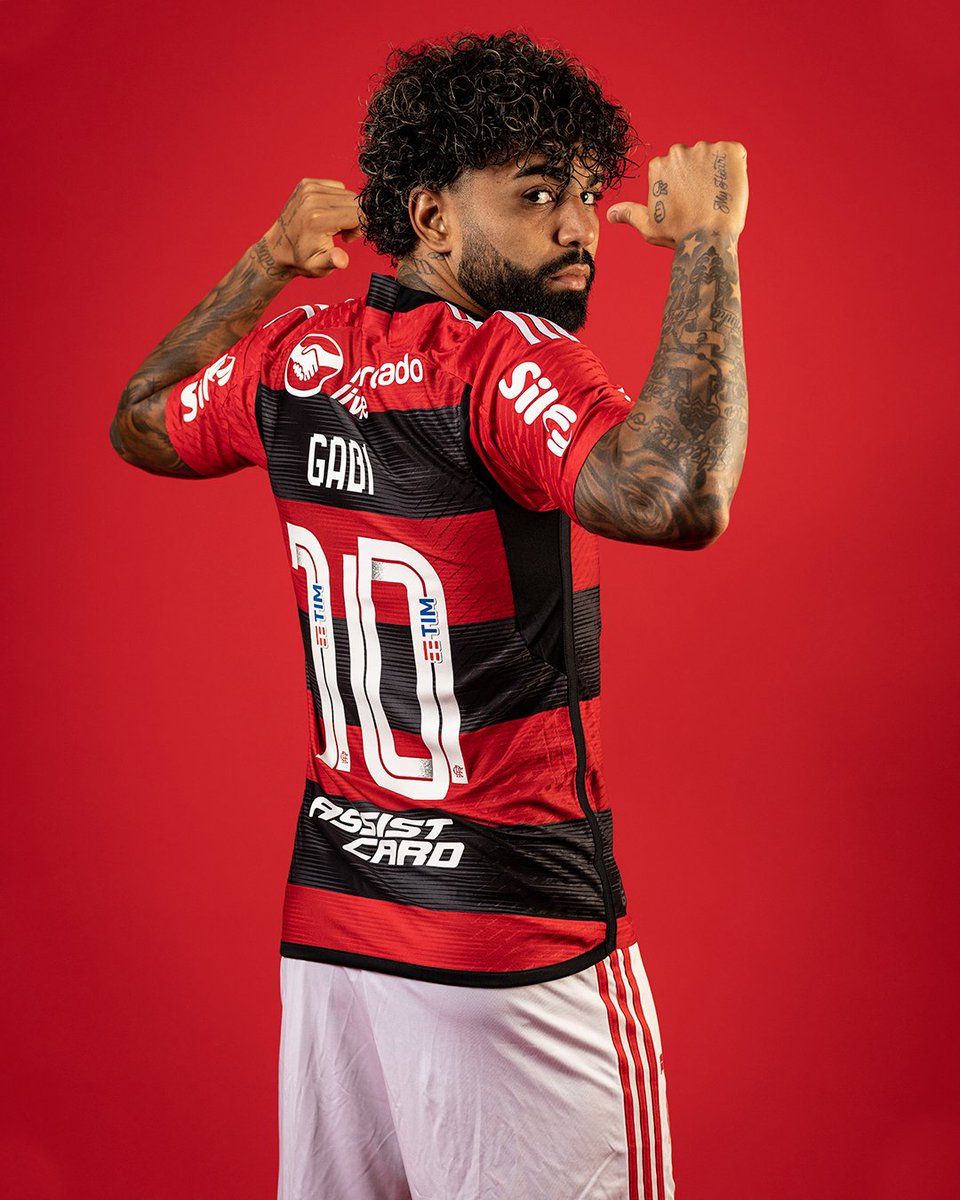 _OsFlanaticos's tweet photo. O mais amado e odiado da América 

Gabriel Barbosa, GABIGOL https://t.co/DvTLjFdzCR