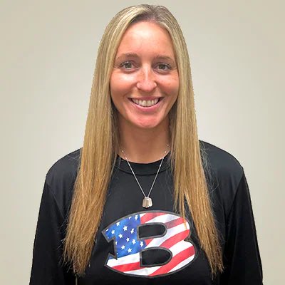 Congratulations to Bellport’s very own Gina Harris!🎉🏆Gina has been nationally recognized by Henry Schien as Athletic Trainer of the year. We are lucky to have such a wonderful professional who goes above and beyond for our community. Gina is the definition of #ClipperPride