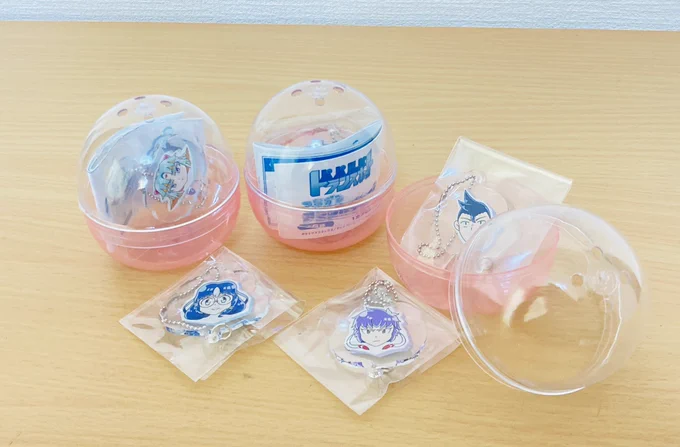 月支部のガシャポールに行ってきて回してきました!うーんいい感じですねぇ皆さんもお近くの宇宙港や異星ショップに行って回してみてね!  