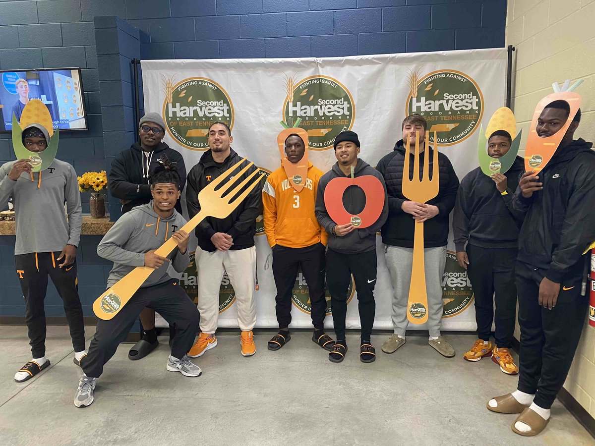 Ramel Keyton ๐ธ (@wlmel10) on Twitter photo Had a great time with <a href="/SecondHarvestET/">Second Harvest Food Bank of East TN</a> today. I look forward to helping you guys in the future to fight hunger. Had a great time with <a href="/SecondHarvestET/">Second Harvest Food Bank of East TN</a> today. I look forward to helping you guys in the future to fight hunger.