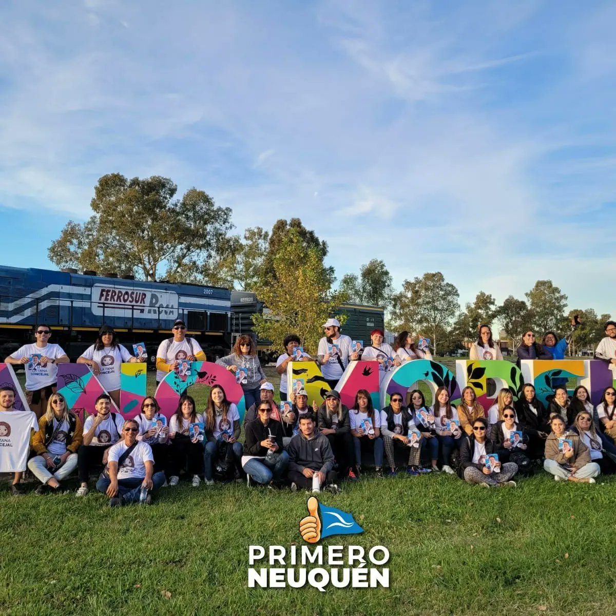 tanapasqualini's tweet photo. Hoy recorrimos el Barrio Mariano Moreno, llevando nuestra propuesta,  charlando con los vecinos y vecinas, una tarde de militancia y escucha!
#MarianoGaido
#MarcosKoopmann
#PrimeroNeuquen https://t.co/6o1YhdCDTQ
