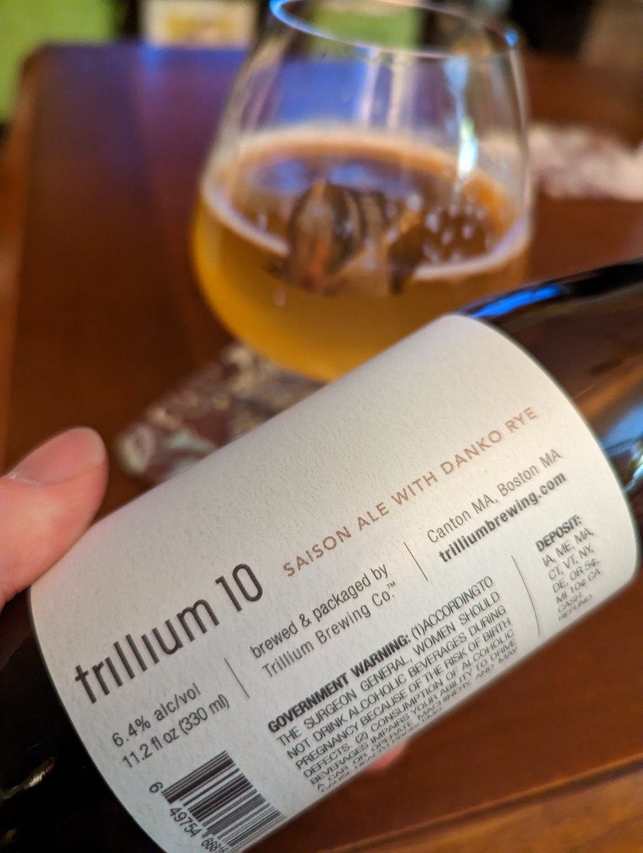 ASFreed's tweet photo. Happy Anniversary beer pairing well with Bill Russell Legend.

#CraftBeer #CraftBottles #saison 

@badhopper @ManvsAle @RealBMaxwell @madrivertoaster @juggbigt @Just4BeerLovers @david_fuz @timmytckr @JonMontag @MartynMcIntosh @lMinglewoodl @SMem1971 @cellmavin @Fiocho @JohanBBT https://t.co/DjXuAe09gO