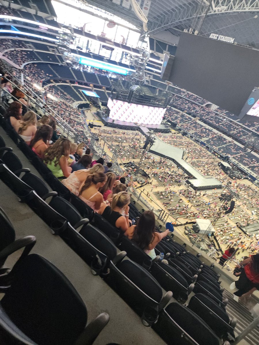 wontgowithgrace's tweet photo. We are here!!! Section 437!!! https://t.co/r3mwU5VcOe