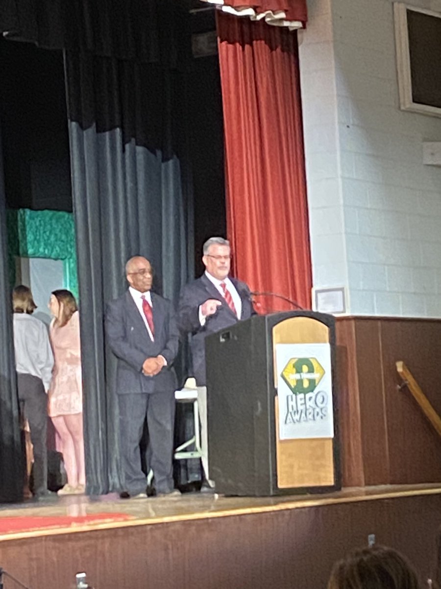 LMES_Principal's tweet photo. A great start to the Brick Township Hero Awards Ceremony as @BrickSupt addresses the audience, before our first @Brick_K12 honoree @MsMac_BTPS 
CC: @BTPSLearns @BtpsSrvcs 
#HERO #MsMac https://t.co/Uw3SIyAPVb