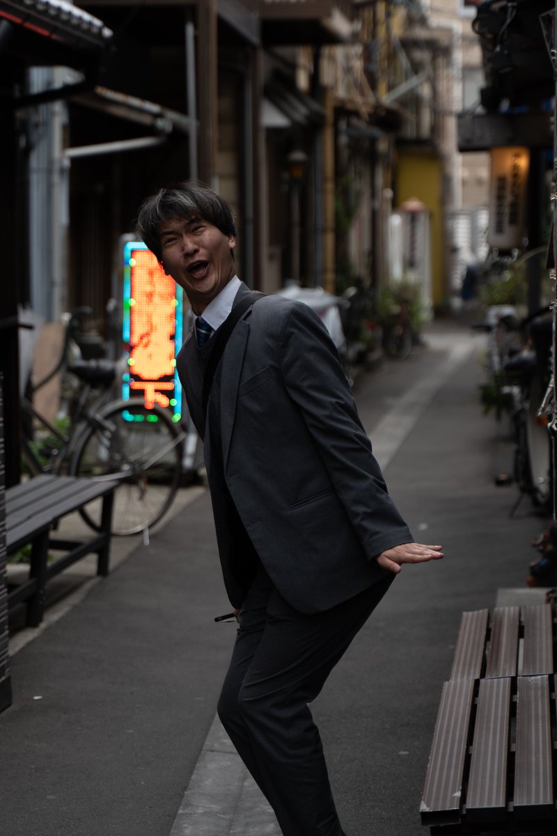 信じるか信じないかはおまかせしますが本日エイプリルフールで私誕生日です🎂

 #エイプリルフール 
 #ええかめら