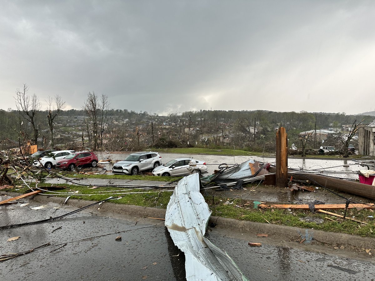 Horrible west Little Rock tornado damage #arwx