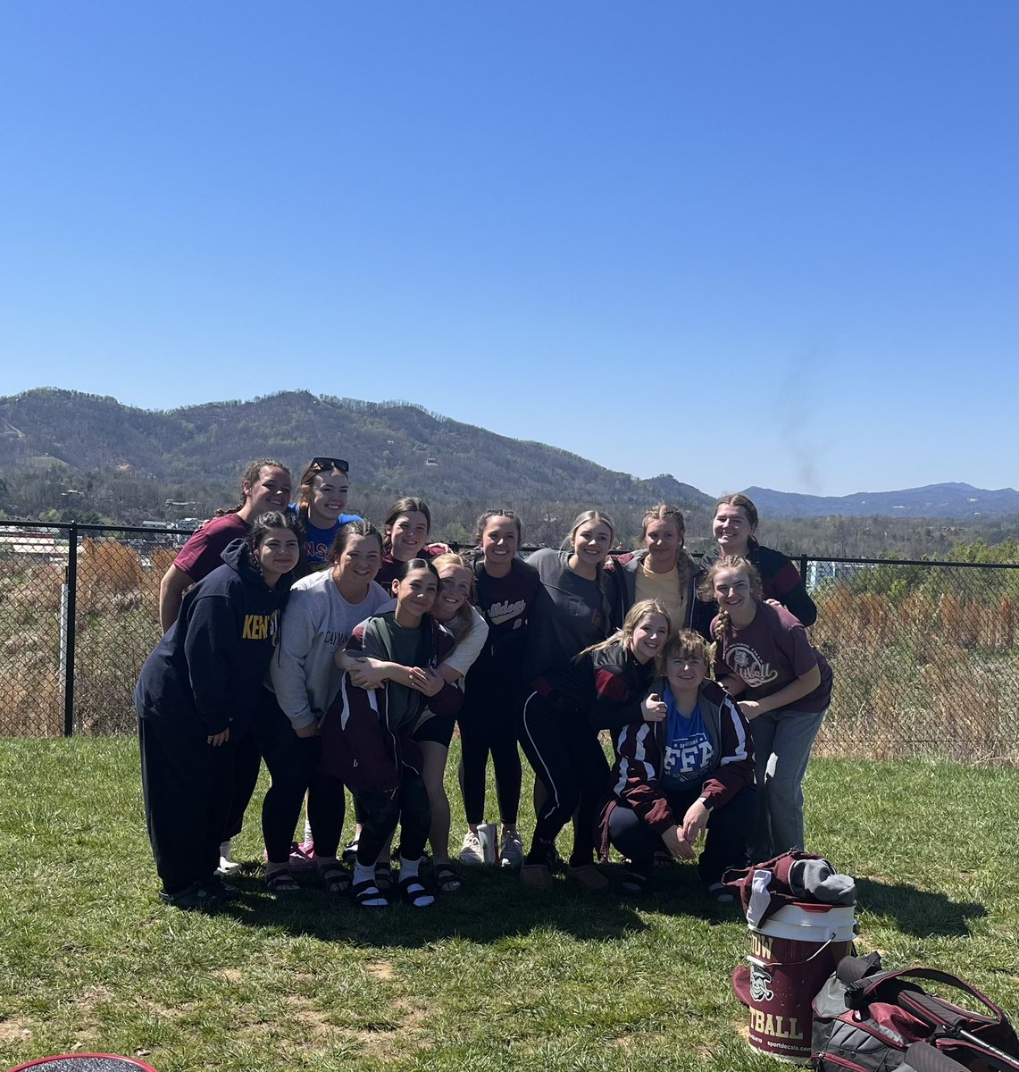 Stow Softball tweet media