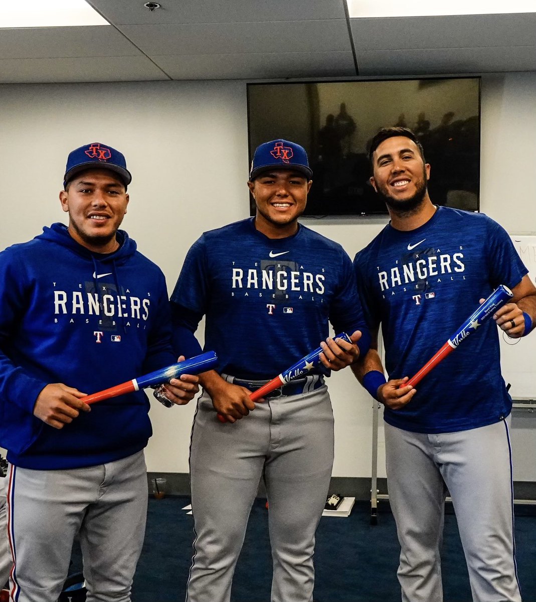 VulloBatCompany's tweet photo. Congratulations
~Dio Arias “Barrel King”
~Abimelec Ortiz “Change the score Jefe”
~Frainyer Chavez “Champ of the Camp”
#texasrangersmilb #tdpc #vullobats https://t.co/DOKei8ws11