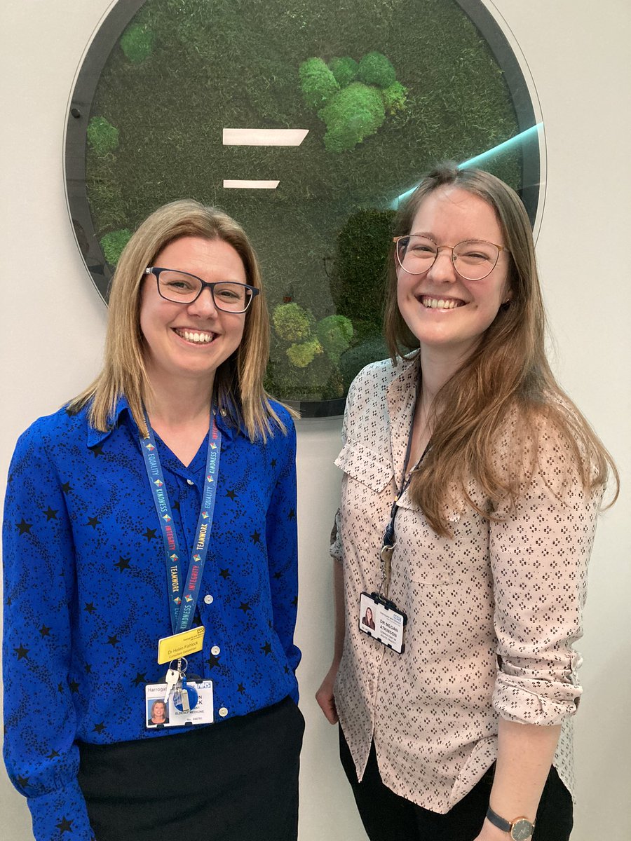 HarrogateEldMed's tweet photo. Dr Helen Fishlock and Dr Megan Atkinson at the #HDFT Frailty showcase today, sharing their #virtualward and @AcuteFrailty admissions unit stories 🤓👏🏽⭐️⭐️⭐️⭐️⭐️ https://t.co/u3oYfei5FY