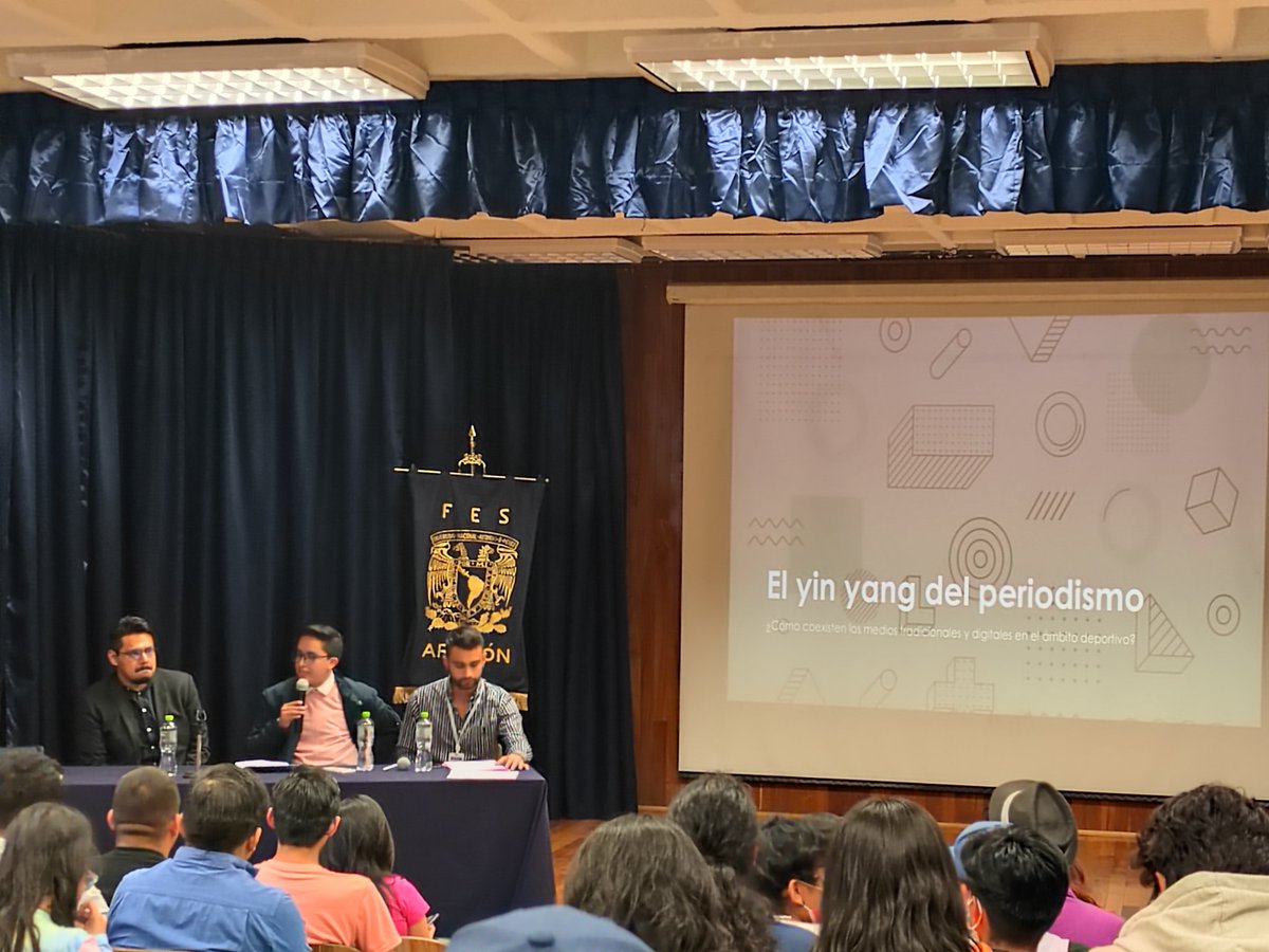 La D en la sopa. tweet media