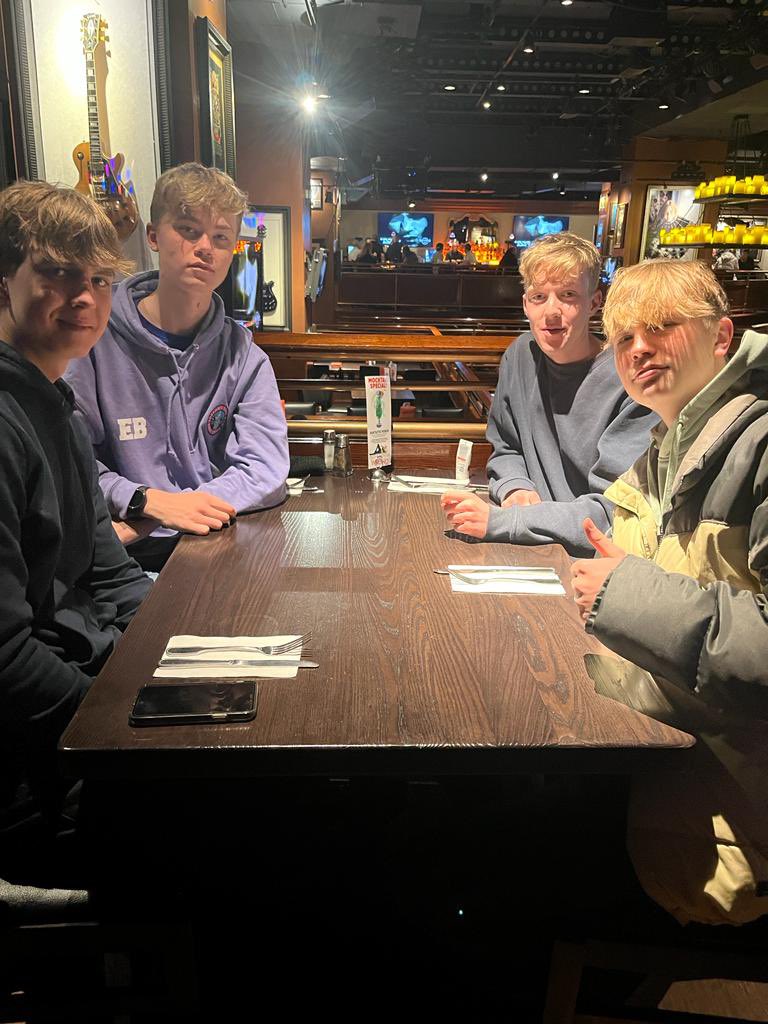 MonktonGeog's tweet photo. Last night in the big 🍎 at the Hard Rock Cafe Times Square. @MonktonBath #IcelandNewYork2023 https://t.co/bDfEGXXQ3j