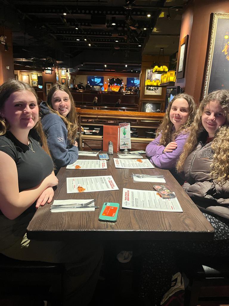 MonktonGeog's tweet photo. Last night in the big 🍎 at the Hard Rock Cafe Times Square. @MonktonBath #IcelandNewYork2023 https://t.co/lLVhTKnhqS