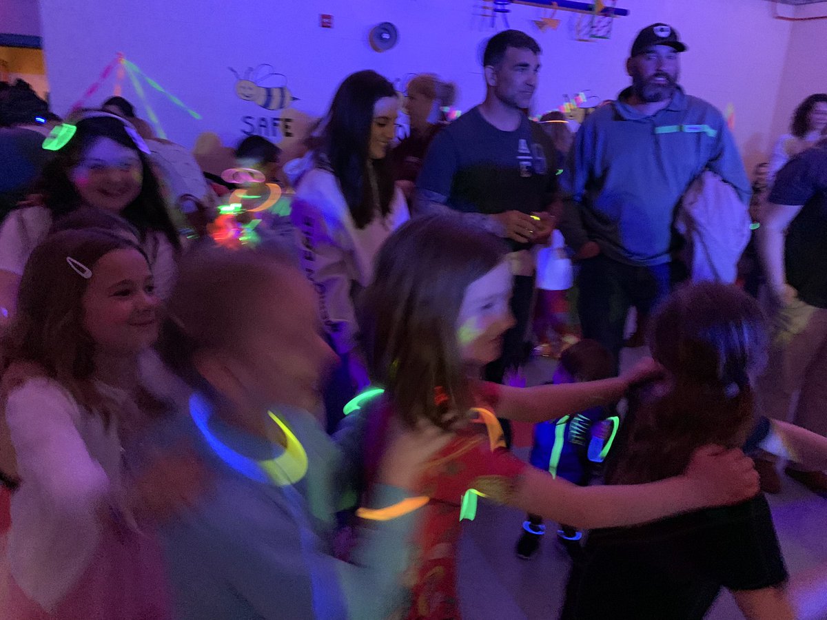 WPSPride's tweet photo. More Glow Night fun! https://t.co/NbgFU22dAx
