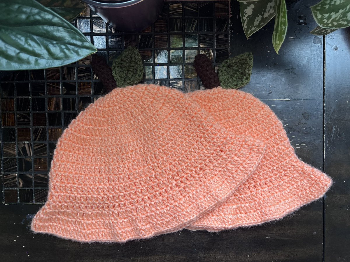mamagreeen's tweet photo. Snag yourself something cute in the shop 🥰 
https://t.co/l8jCdZ2pzV https://t.co/pMxbJs3dR0
