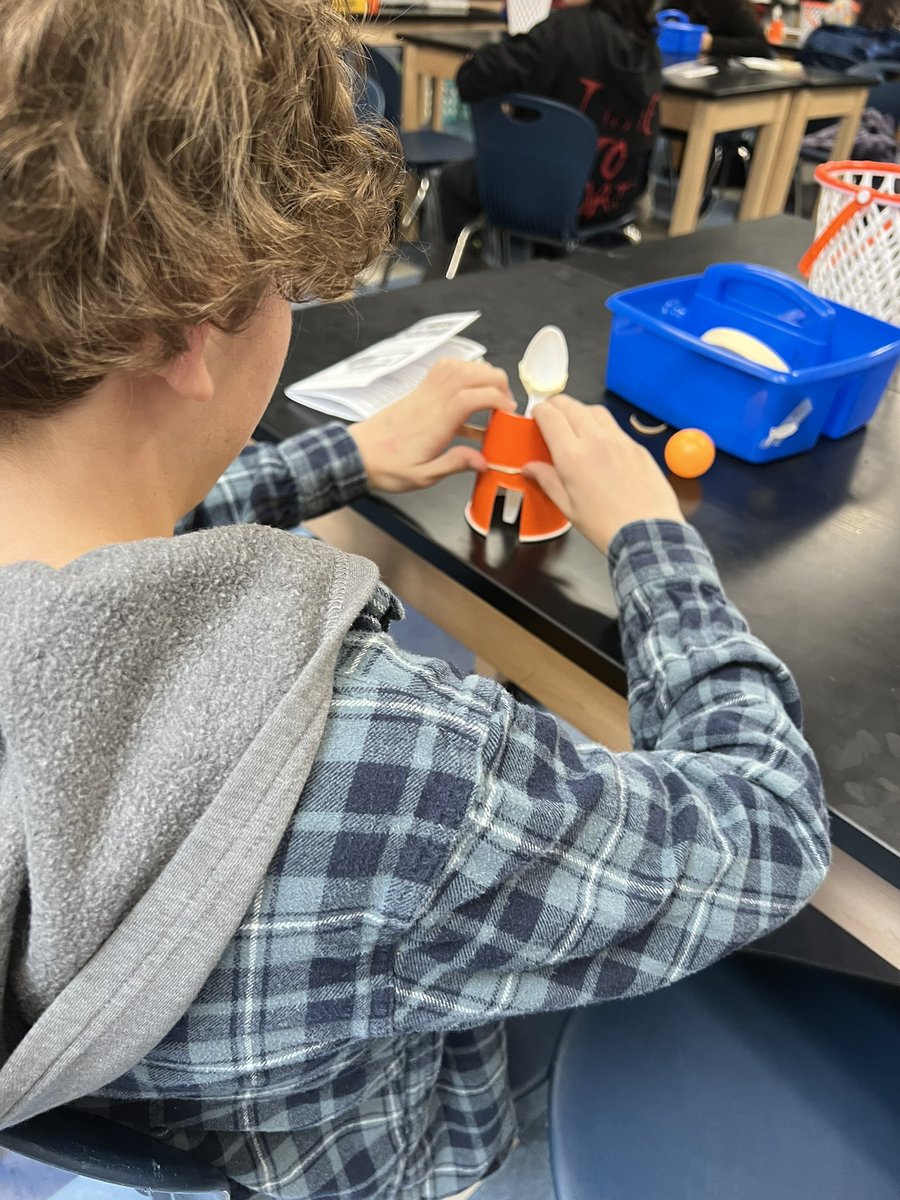 Sydney Biddle tweet media