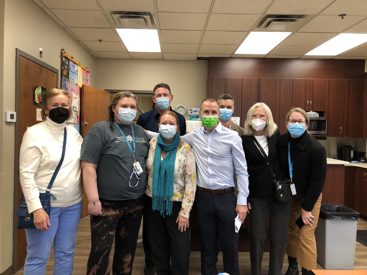 MonaFortier's tweet image. Organizations like the Sandy Hill Community Health Centre in #OttawaVanier facilitate outreach &amp;amp; health programs to support those who need it most.

That's why #Budget2023 invests in #HealthCare and prioritizes the wellbeing of Canadians 👇

budget.canada.ca/2023/report-ra…