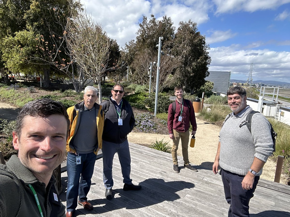 joshdr83's tweet photo. Great time @Meta today to share some @WebberEnergy research results!

Note: we are not in a “park”, but the coolest green roof I’ve ever seen! https://t.co/a7w9jR9J8h