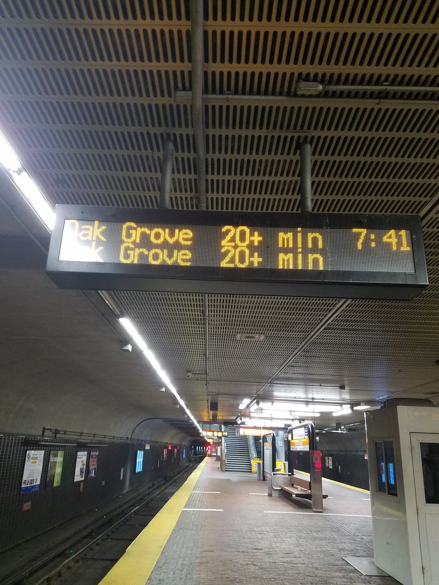 PaulBarroqueiro's tweet photo. For all intents and purposes,  the city of Boston no longer has a subway system. @mbta https://t.co/QQJzYEiRPP